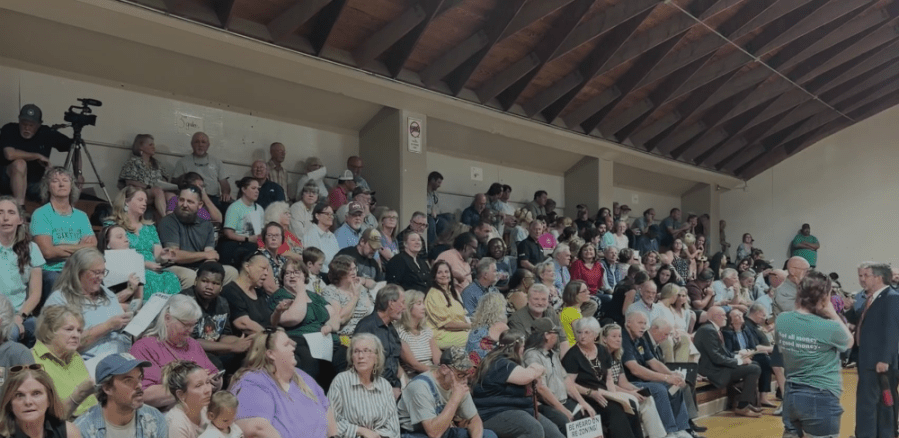 Residents against data development in Walls, MS